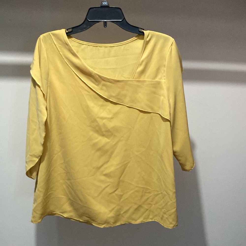 SHEIN Gold Asymmetrical 3/4 Sleeve Blouse